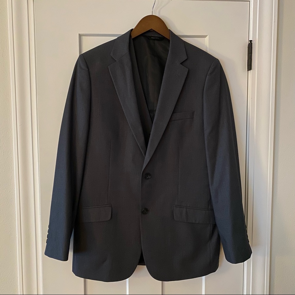 Apt. 9 Men's 3-piece Slim Fit Suit (Jacket, Pants, & Vest) – Charcoal Gray